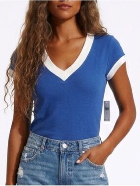 ANTHROPOLOGIE | NWT PILCRO V NECK TEE